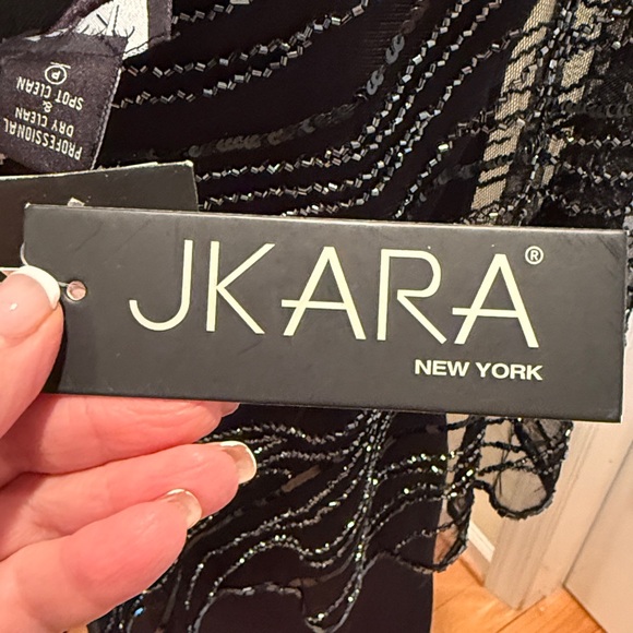 J Kara Black  Evening Dress with asymmetrical beaded overlay.new, never hemmed - Picture 11 of 16
